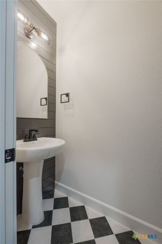 11067 Eagle Walk Boulevard, Salado, TX 76571