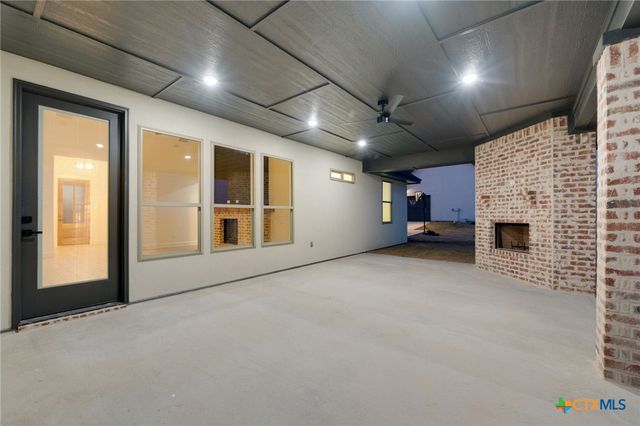 11067 Eagle Walk Boulevard, Salado, TX 76571