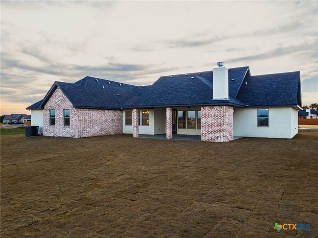 11067 Eagle Walk Boulevard, Salado, TX 76571