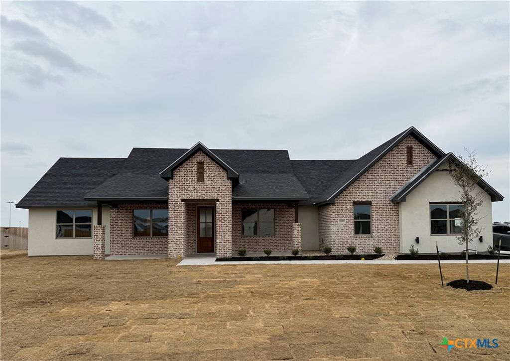 11067 Eagle Walk Boulevard, Salado, TX 76571