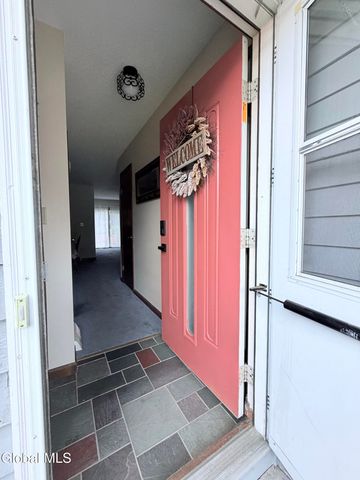 54 Velina Drive, Guilderland, NY 12203