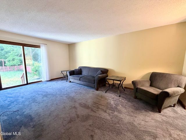 54 Velina Drive, Guilderland, NY 12203
