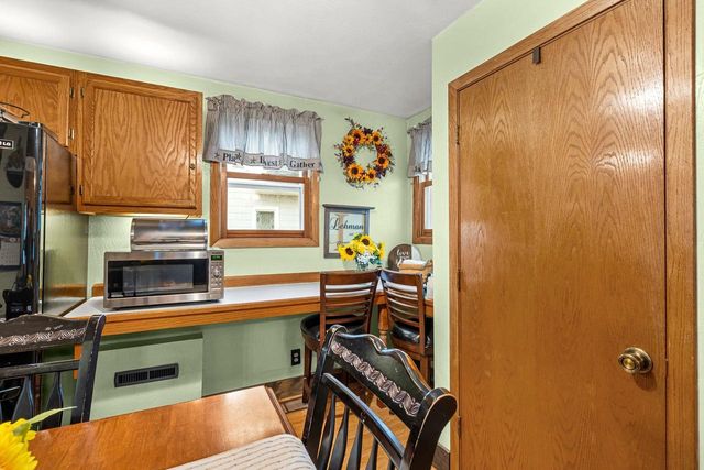 1408 N CLARK STREET, Appleton, WI 54911