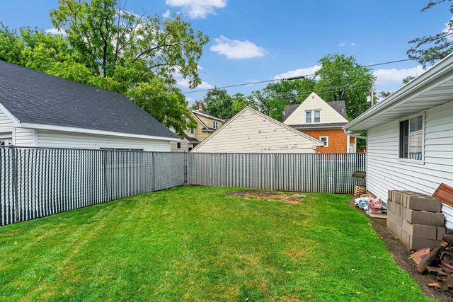 1408 N CLARK STREET, Appleton, WI 54911
