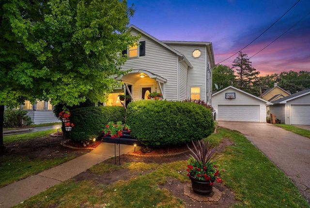 1408 N CLARK STREET, Appleton, WI 54911