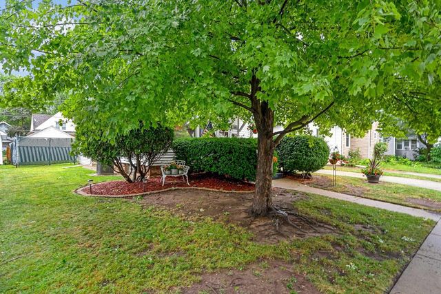 1408 N CLARK STREET, Appleton, WI 54911