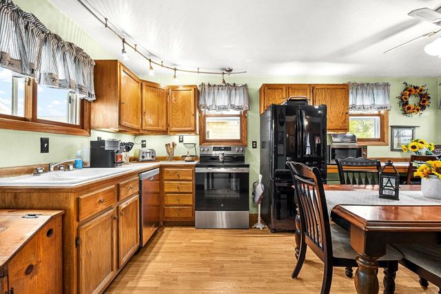 1408 N CLARK STREET, Appleton, WI 54911