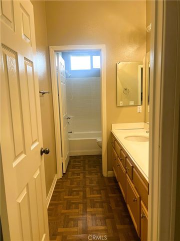 28984 River Oaks Lane, Highland, CA 92346