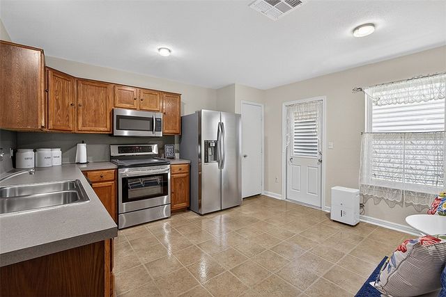 2122 Encino Dr, Corpus Christi, TX 78414