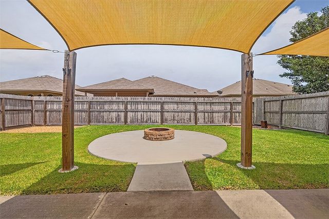 2122 Encino Dr, Corpus Christi, TX 78414