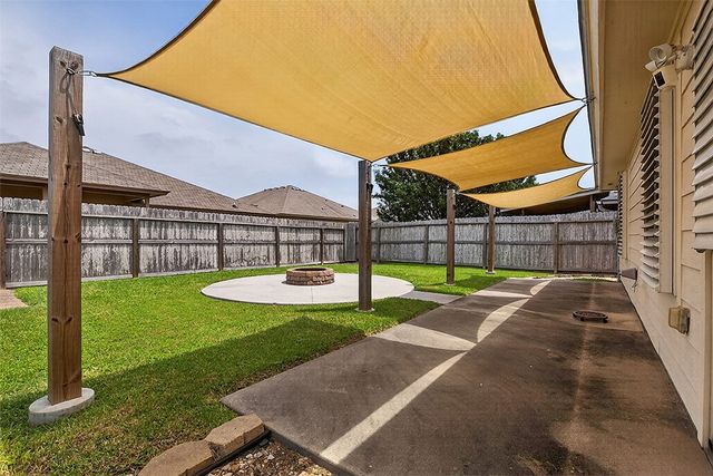 2122 Encino Dr, Corpus Christi, TX 78414