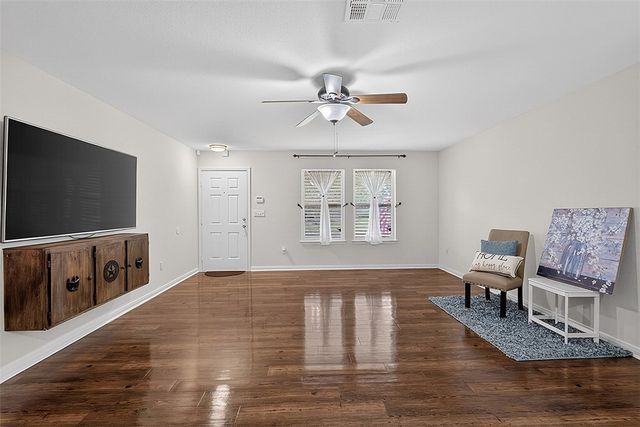 2122 Encino Dr, Corpus Christi, TX 78414