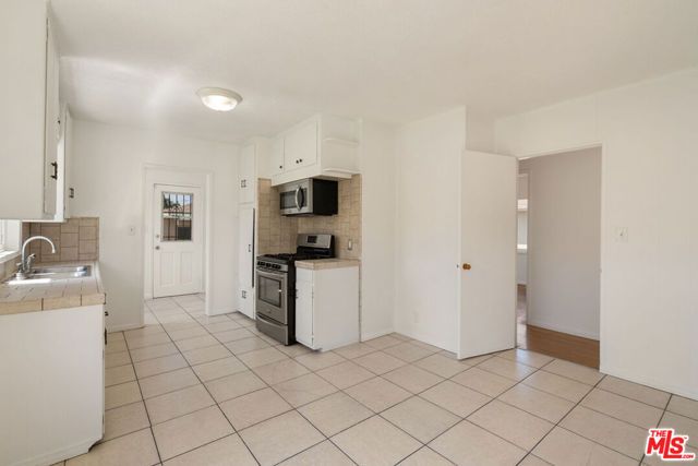 1418 E Mauretania Street, Wilmington (los Angeles), CA 90744