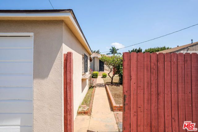1418 E Mauretania Street, Wilmington (los Angeles), CA 90744