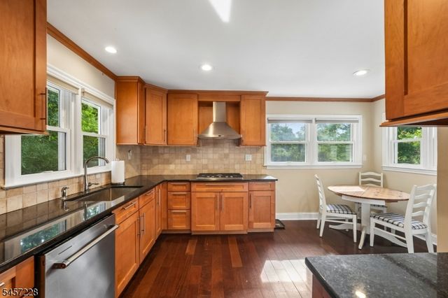 161 Spencer Rd, Bernards Twp., NJ 07920