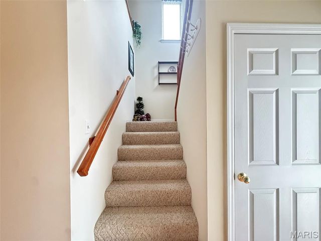 10342 Tiffany Village Circle Drive, St Louis, MO 63123