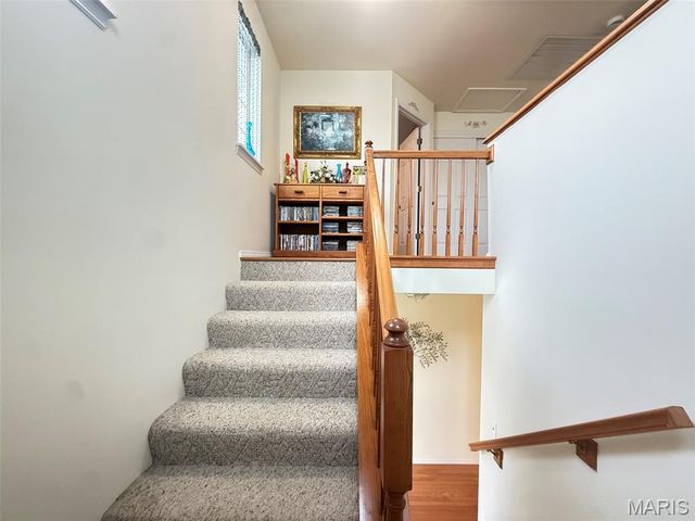 10342 Tiffany Village Circle Drive, St Louis, MO 63123