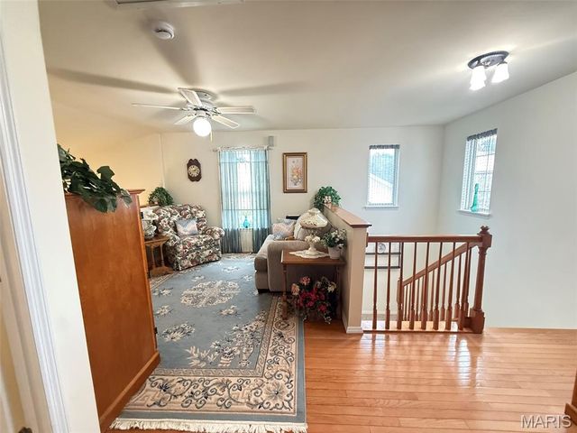 10342 Tiffany Village Circle Drive, St Louis, MO 63123