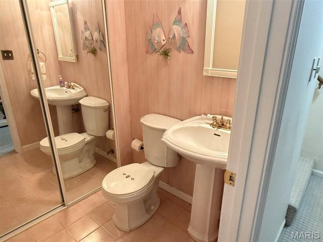 10342 Tiffany Village Circle Drive, St Louis, MO 63123