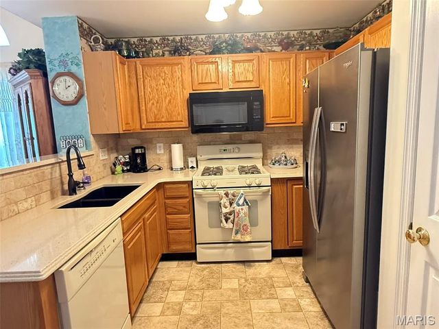 10342 Tiffany Village Circle Drive, St Louis, MO 63123