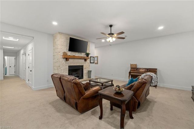 1642 Pineview Road, Randleman, NC 27317