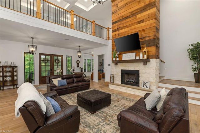 1642 Pineview Road, Randleman, NC 27317