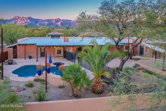 7990 E Hardy Street, Tucson, AZ 85750