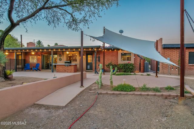 7990 E Hardy Street, Tucson, AZ 85750