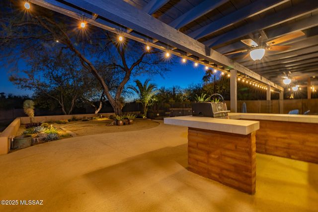 7990 E Hardy Street, Tucson, AZ 85750