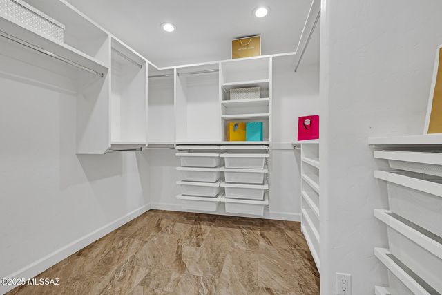 7990 E Hardy Street, Tucson, AZ 85750