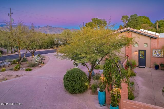 7990 E Hardy Street, Tucson, AZ 85750