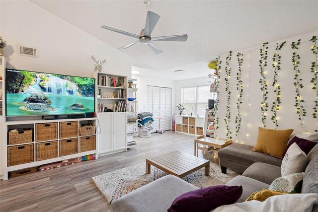 4642 COMMANDER DRIVE 938, Orlando, FL 32822