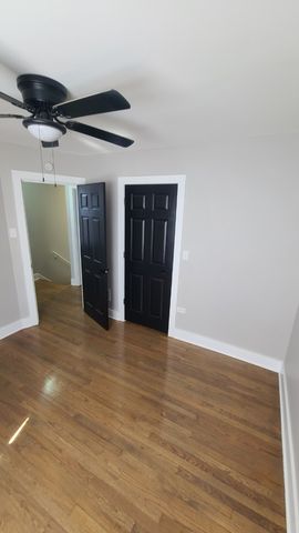8822 S Kenwood Avenue, Chicago, IL 60619