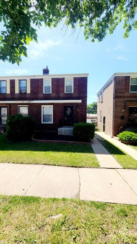 8822 S Kenwood Avenue, Chicago, IL 60619