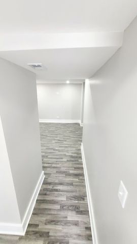 8822 S Kenwood Avenue, Chicago, IL 60619