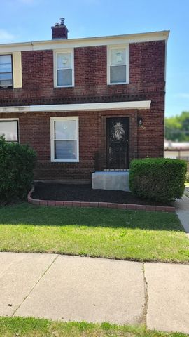 8822 S Kenwood Avenue, Chicago, IL 60619