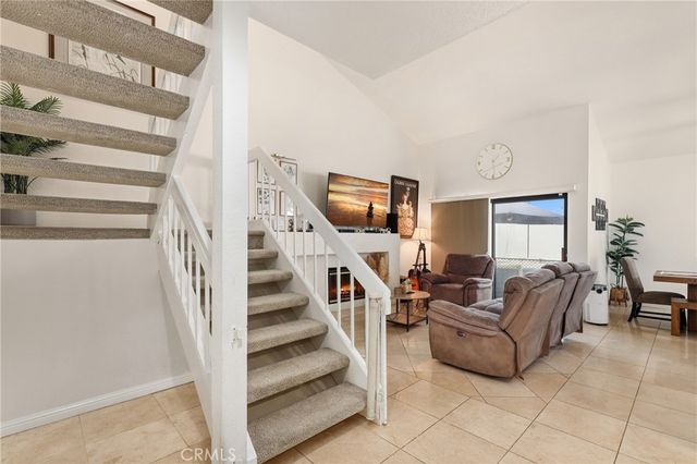 22 Rocky Creek Lane, Laguna Hills, CA 92653