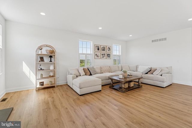1603 CHESTNUT RIDGE RD, Upper Black Eddy, PA 18972