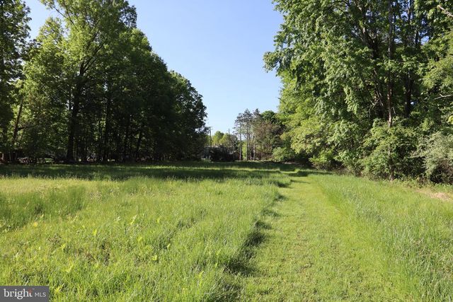 1603 CHESTNUT RIDGE RD, Upper Black Eddy, PA 18972