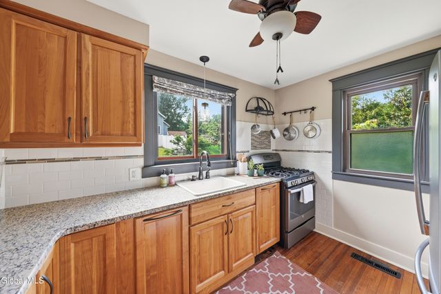 17 Midline Road, Ballston, NY 12019