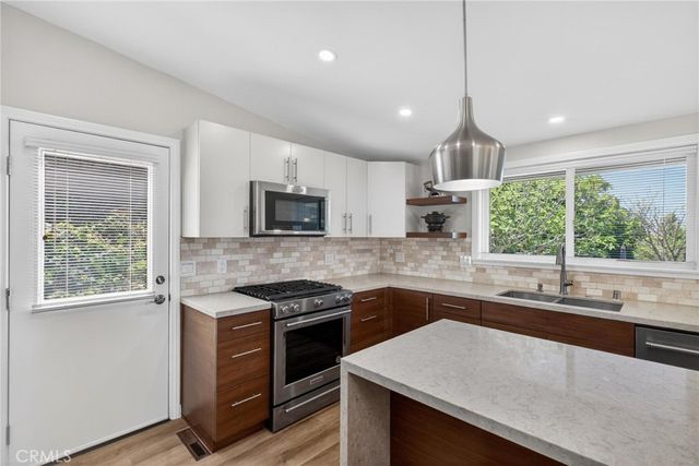 26935 Whitestone Road, Rancho Palos Verdes, CA 90275