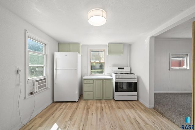 504 S Elmwood Ave Avenue, Sioux Falls, SD 57104