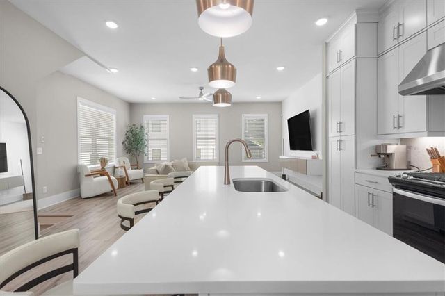 2493 Sycamore Road NW 4, Atlanta, GA 30318
