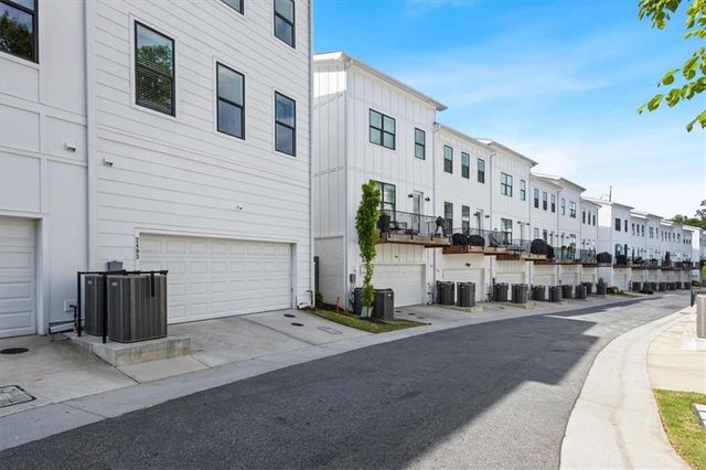 2493 Sycamore Road NW 4, Atlanta, GA 30318