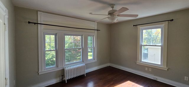 40 Maple Grove Avenue, Norwich, CT 06360