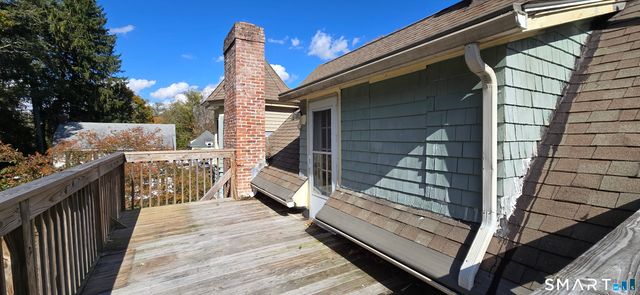 40 Maple Grove Avenue, Norwich, CT 06360