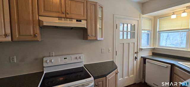 40 Maple Grove Avenue, Norwich, CT 06360