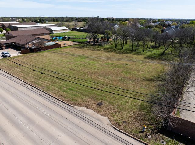 330 Town East Boulevard, Sunnyvale, TX 75182