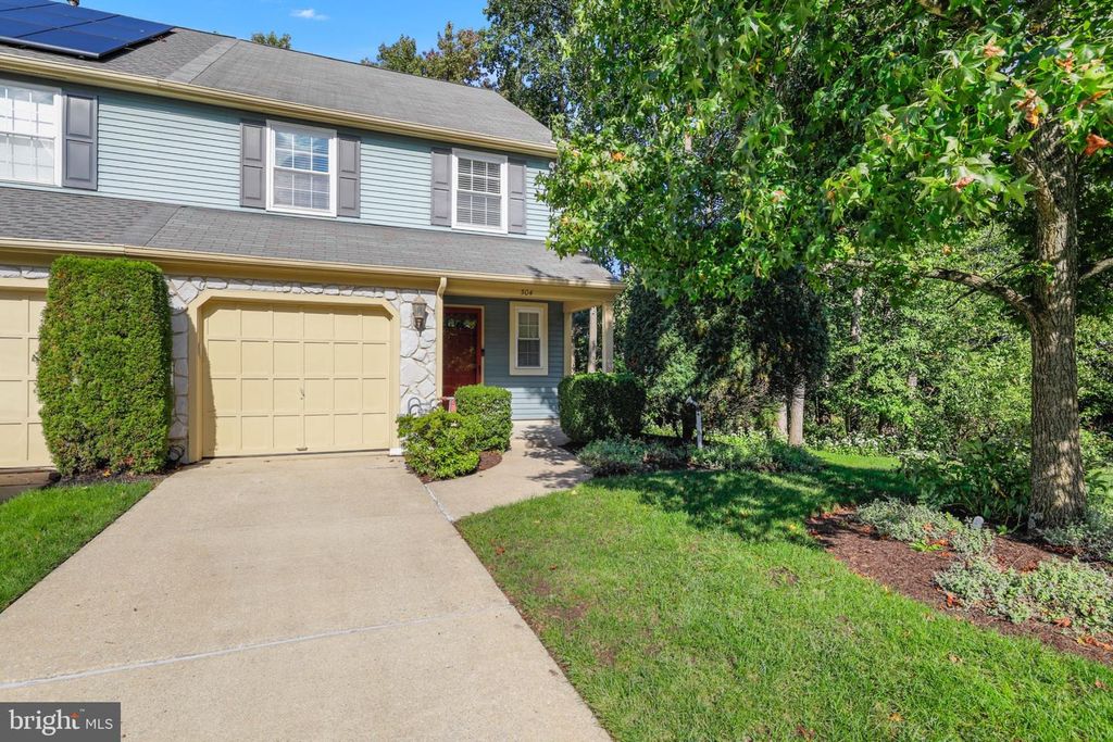 304 HAZELWOOD LN, MARLTON, NJ 08053 — exterior