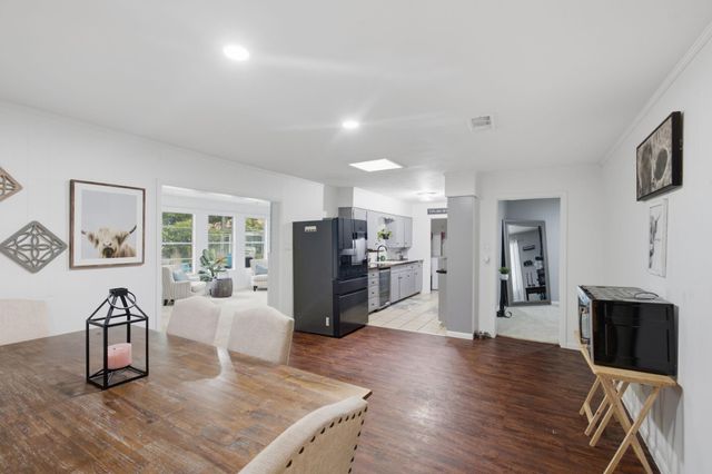 2202 French Place, Baytown, TX 77520